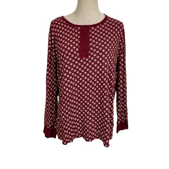 THE GREAT. The Sleep Long John Henley Pajama Top in Maroon Frost Floral 3/Large - Picture 5 of 11